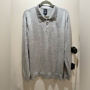 Gap - Men’s Long Sleeve Heather Grey Collar Shirt 100% Merino Wool